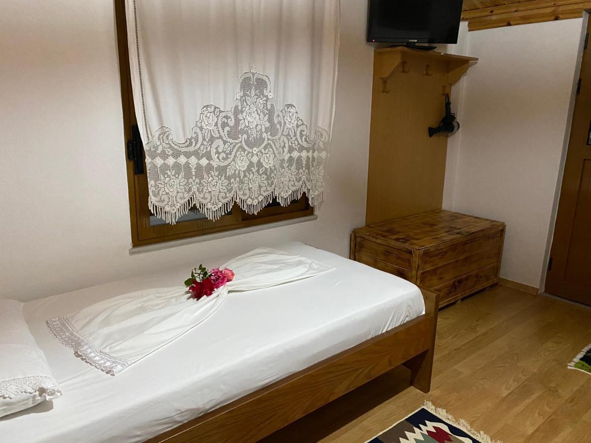 Ahmetaj Guest House Gjirokastër Exterior foto