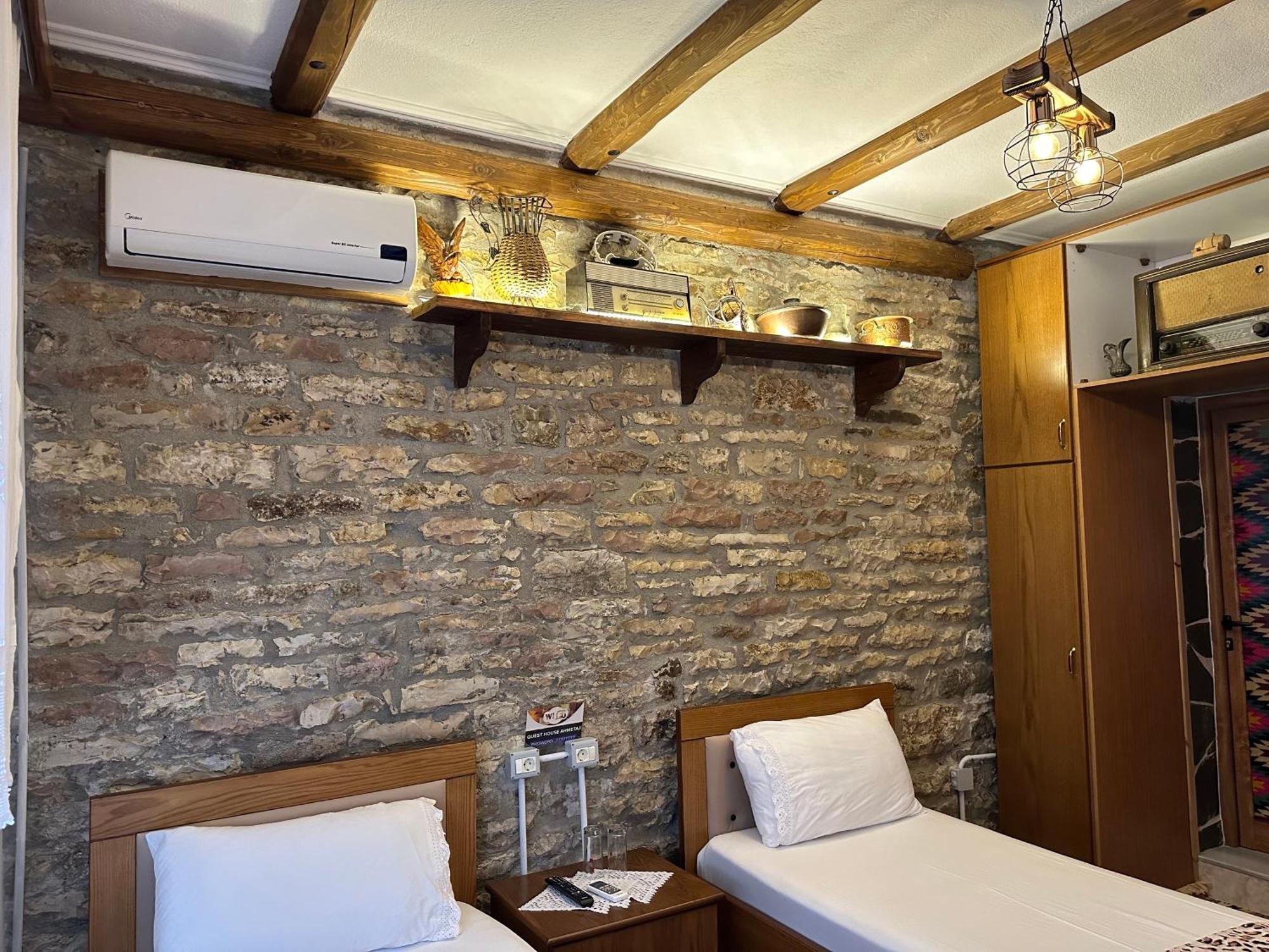 Ahmetaj Guest House Gjirokastër Exterior foto